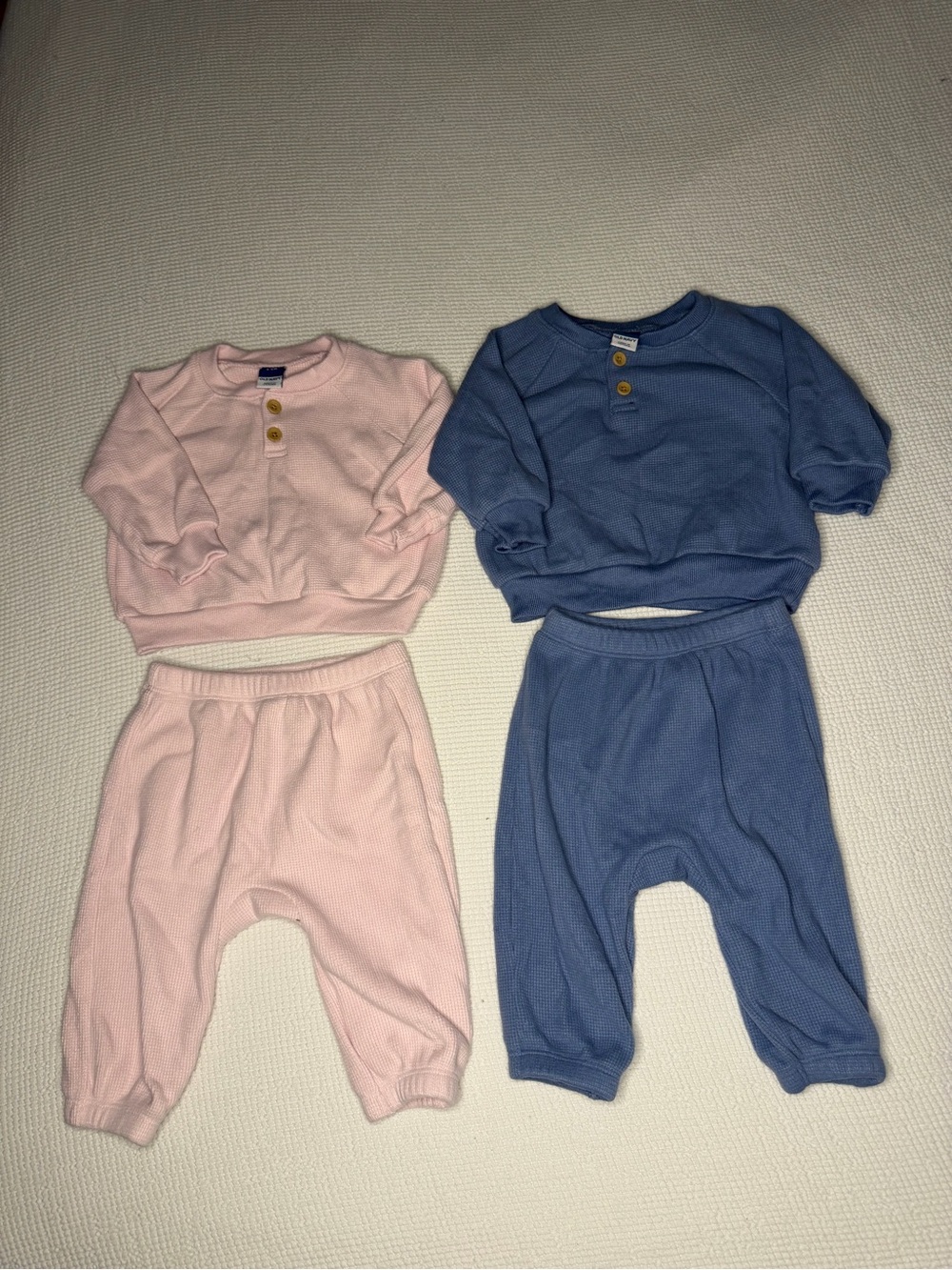 Old Navy Baby 3-6m Waffle Knit sweat set  - Pink & Blue